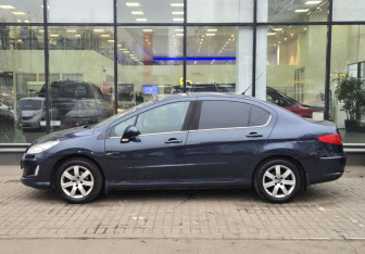 Подержанный автомобиль Peugeot 408 2012 года (5 фото)