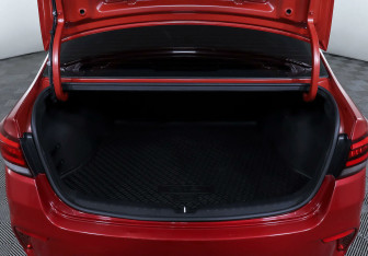 Подержанный автомобиль Kia Rio Sedan 2019 года (17 фото)