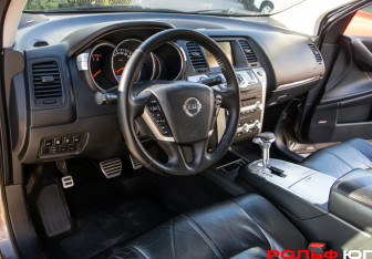 Подержанный автомобиль Nissan Murano Suv 2010 года (14 фото)