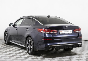 Подержанный автомобиль Kia Optima Sedan 2019 года (7 фото)