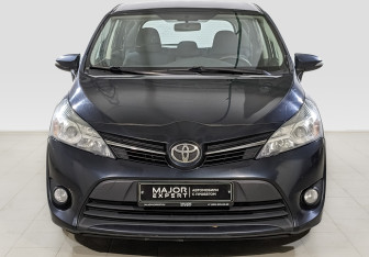 Подержанный автомобиль Toyota Verso 2014 года (2 фото)