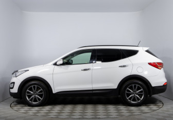 Подержанный автомобиль Hyundai Santa Fe 2013 года (8 фото)