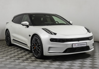 Подержанный автомобиль Zeekr 001 2023 года (3 фото)