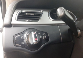 Подержанный автомобиль Audi A5 Coupe 2010 года (18 фото)