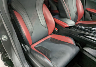 Подержанный автомобиль Geely Coolray 2024 года (22 фото)