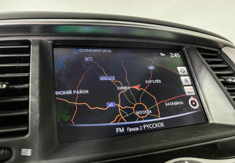 Подержанный автомобиль Infiniti QX80 2018 года (24 фото)