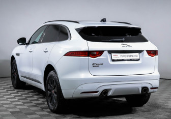Подержанный автомобиль Jaguar F-Pace 2020 года (7 фото)