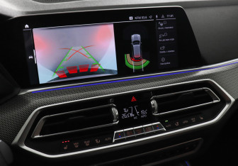 Подержанный автомобиль BMW X5 2019 года (16 фото)