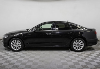Подержанный автомобиль Audi A6 Sedan 2015 года (8 фото)