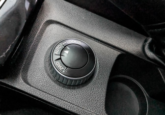 Подержанный автомобиль Renault Arkana 2019 года (26 фото)