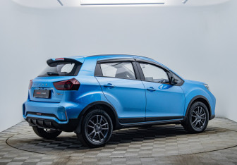 Подержанный автомобиль LIVAN X3Pro 2023 года (5 фото)