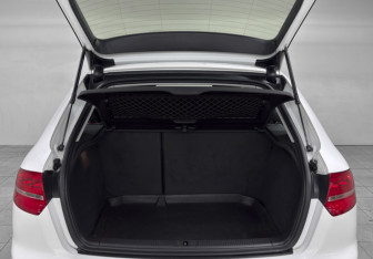 Подержанный автомобиль Audi A3 Hatchback 2012 года (8 фото)