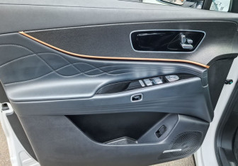 Подержанный автомобиль Jaecoo J8 2024 года (20 фото)