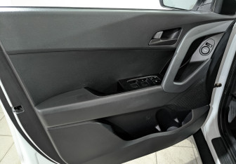 Подержанный автомобиль Hyundai Creta 2018 года (19 фото)