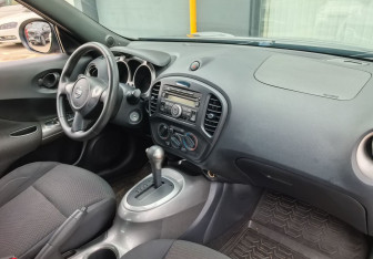Подержанный автомобиль Nissan Juke 2013 года (10 фото)