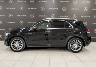 Подержанный автомобиль Mercedes-Benz GLE 2022 года (8 фото)
