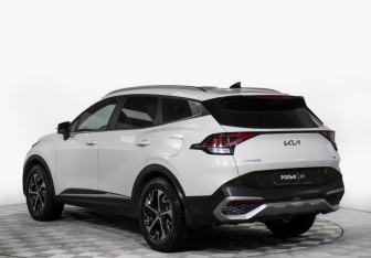 Подержанный автомобиль Kia Sportage 2023 года (7 фото)