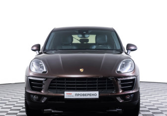 Подержанный автомобиль Porsche Macan 2018 года (2 фото)