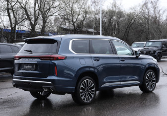 Подержанный автомобиль Exeed VX 2021 года (5 фото)