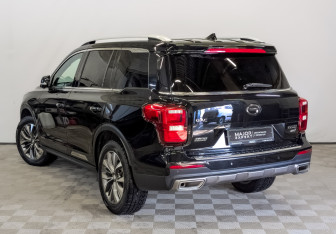 Подержанный автомобиль GAC GS8 2020 года (7 фото)