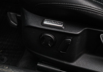 Подержанный автомобиль Volkswagen Passat Wagon 2018 года (14 фото)