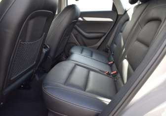Подержанный автомобиль Audi Q3 2012 года (10 фото)