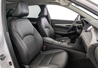 Подержанный автомобиль Infiniti QX50 2021 года (24 фото)