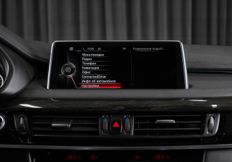 Подержанный автомобиль BMW X6 2014 года (17 фото)