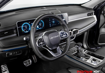 Подержанный автомобиль Jetour X70 2025 года (10 фото)