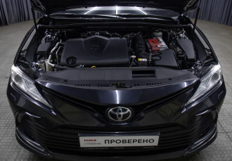 Подержанный автомобиль Toyota Camry Sedan 2021 года (9 фото)