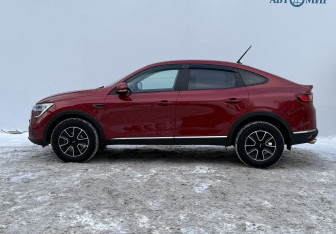 Подержанный автомобиль Renault Arkana 2021 года (8 фото)