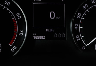 Подержанный автомобиль Skoda Superb Liftback 2015 года (10 фото)