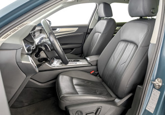 Подержанный автомобиль Audi A6 Sedan 2020 года (20 фото)