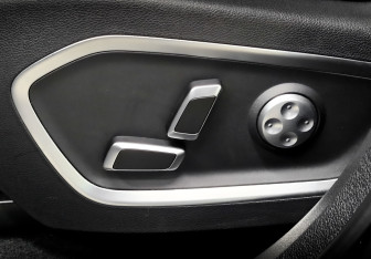 Подержанный автомобиль Geely Tugella 2023 года (22 фото)