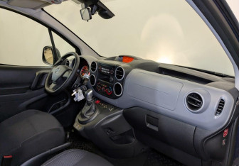 Подержанный автомобиль Opel Combo 2021 года (11 фото)