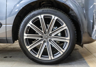 Подержанный автомобиль Changan UNI-K 2023 года (32 фото)