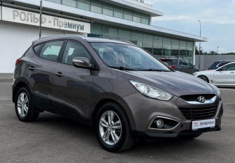Подержанный автомобиль Hyundai ix35 2011 года (3 фото)