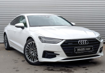 Подержанный автомобиль Audi A7 2022 года (3 фото)