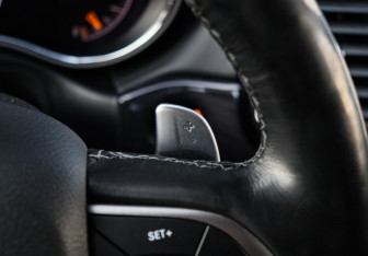 Подержанный автомобиль Jeep Grand Cherokee 2019 года (30 фото)