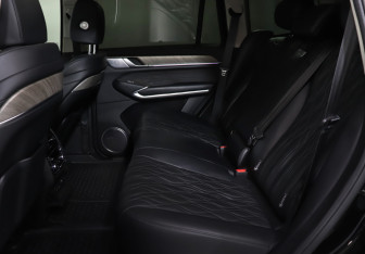 Подержанный автомобиль Tank 500 2023 года (11 фото)