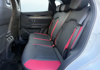 Подержанный автомобиль Jetour Dashing 2024 года (11 фото)