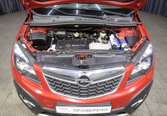 Подержанный автомобиль Opel Mokka 2015 года (9 фото)