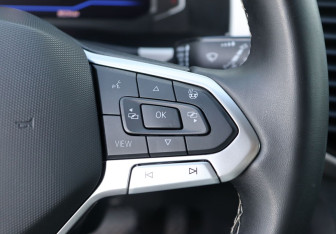 Подержанный автомобиль Volkswagen Teramont 2021 года (17 фото)