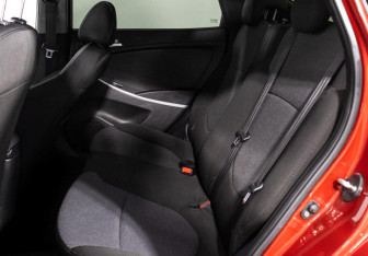 Подержанный автомобиль Hyundai Solaris Sedan 2014 года (9 фото)