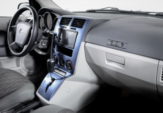 Подержанный автомобиль Dodge Caliber 2007 года (9 фото)