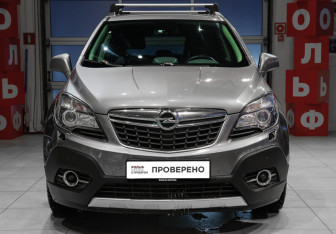 Подержанный автомобиль Opel Mokka 2013 года (2 фото)