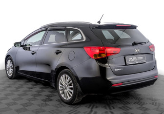 Подержанный автомобиль Kia Ceed Wagon 2014 года (7 фото)