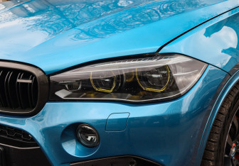 Подержанный автомобиль BMW X5 M 2015 года (34 фото)