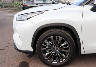 Новый Toyota Highlander 2026 (8 фото)
