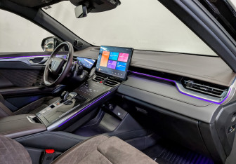 Подержанный автомобиль Wey 05 2023 года (11 фото)